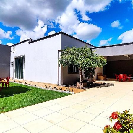 Linda Casa Bairro Tranquilo Prox Cataratas Villa Foz do Iguaçu Kültér fotó